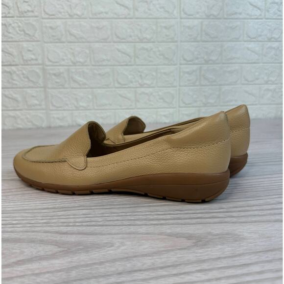 Easy Spirit Abide Loafer WMNS 8 Light Natural Leather Slip-On Comfort Cushioned - Picture 4 of 9